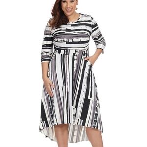 NWT Melissa McCarthy Plus Size Black and White High Low Dress